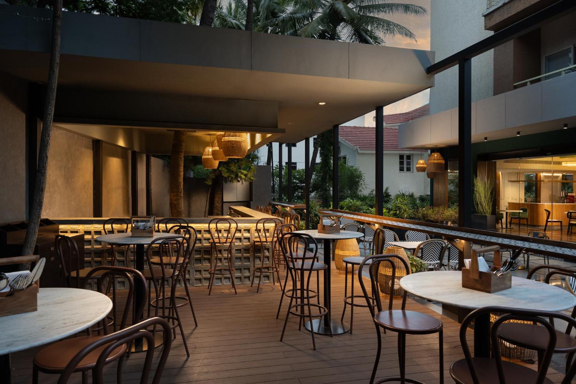 Grand Mercure Bangalore - An Accor Brand Esterno foto