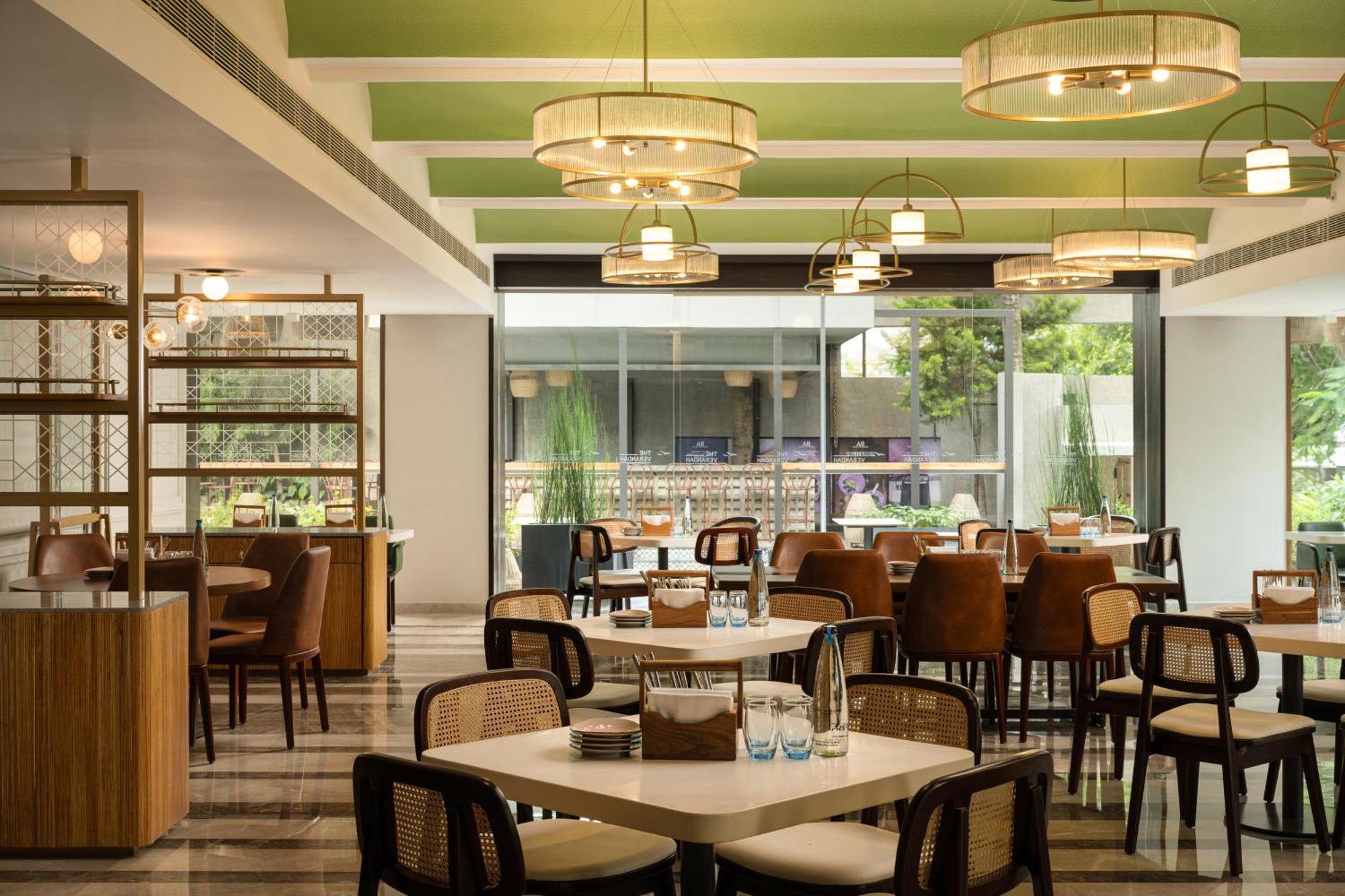 Grand Mercure Bangalore - An Accor Brand Esterno foto