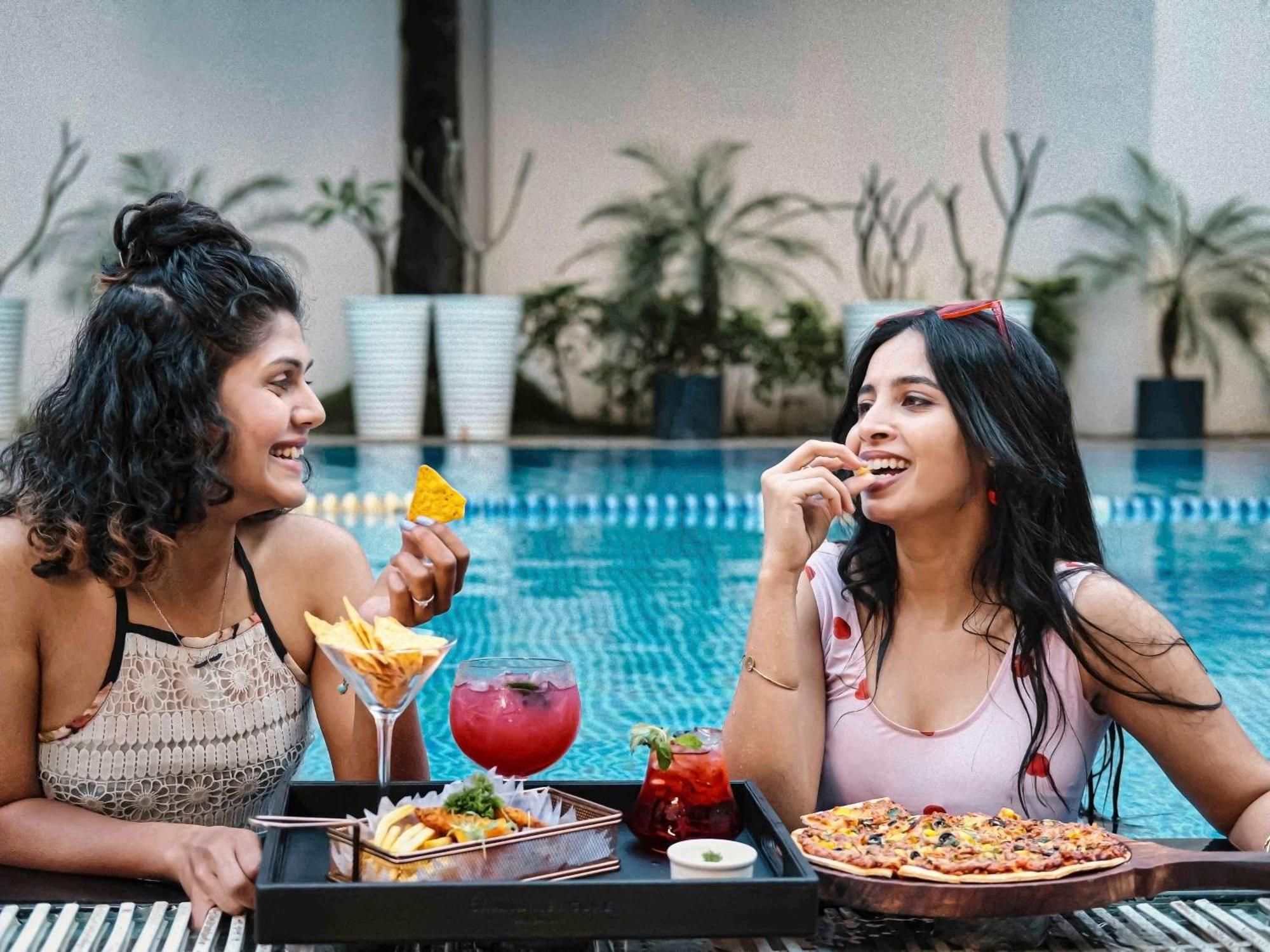 Grand Mercure Bangalore - An Accor Brand Esterno foto