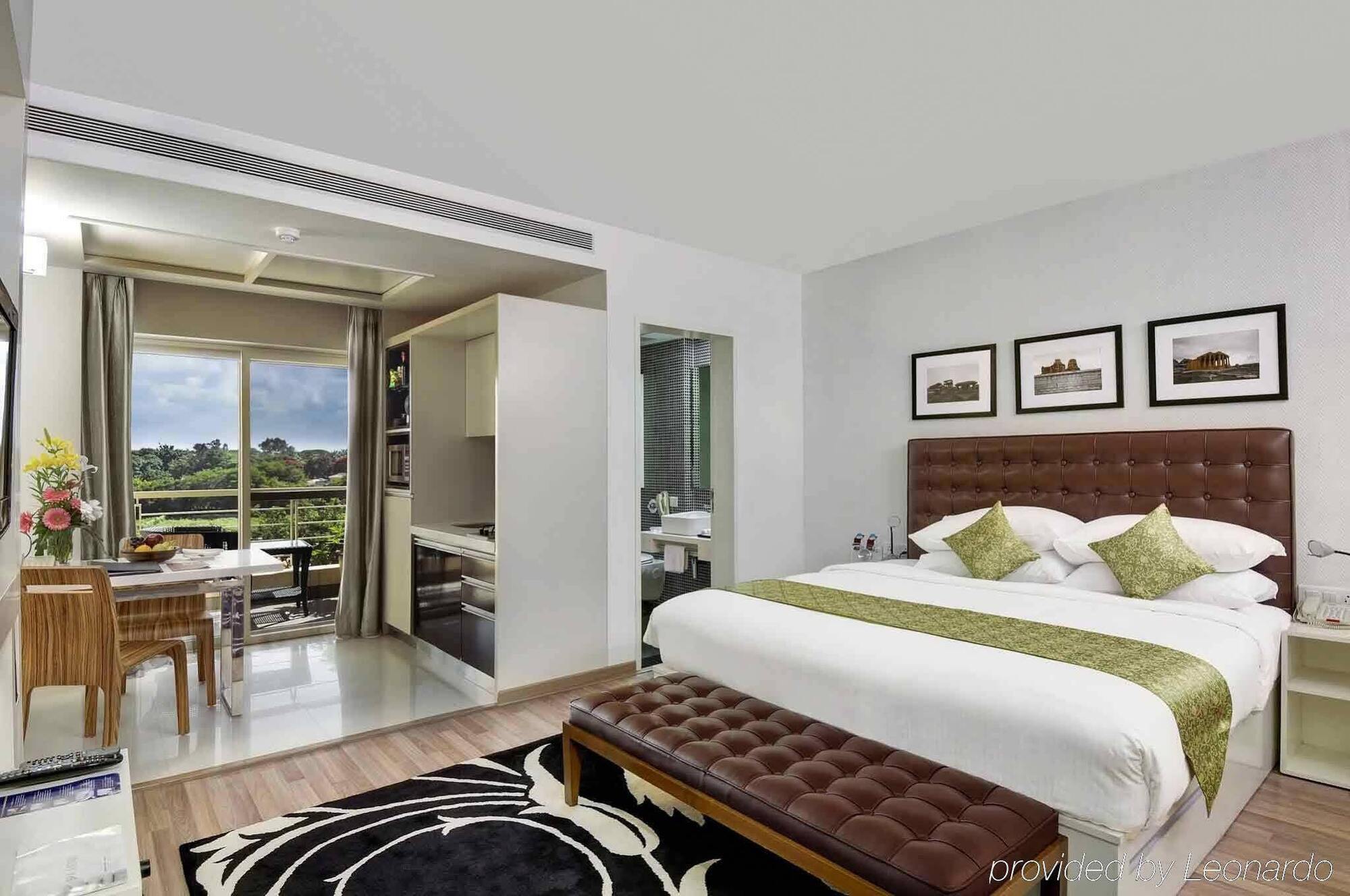 Grand Mercure Bangalore - An Accor Brand Esterno foto